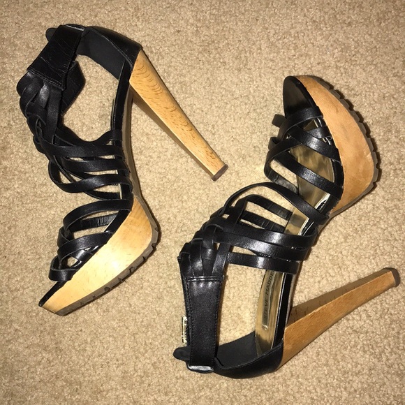 Steve Madden Shoes - Steve Madden heels with rubber sole!